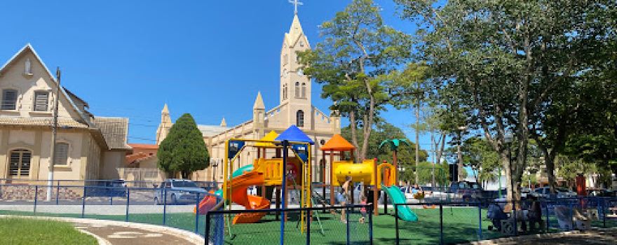 Praça Coronel Leite