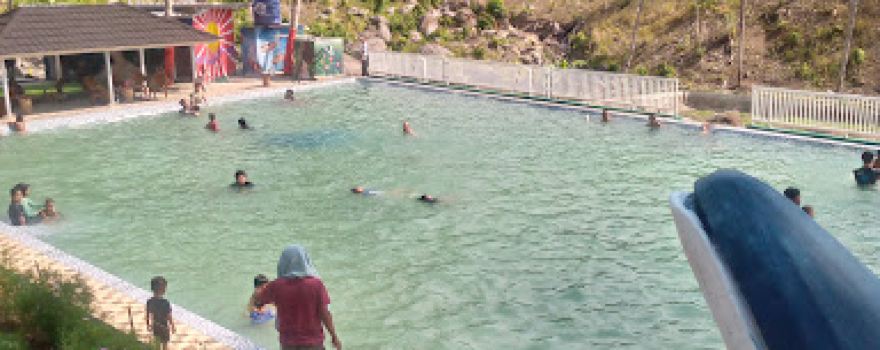 Kolam renang Batin Perwira Kusuma