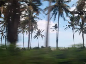 Pantai Ancol Maras