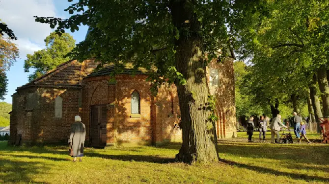 Kirche St. Maria und St. Laurenzius