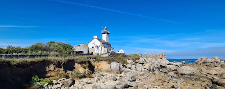 Phare De Pontusval