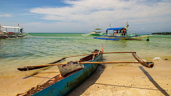 Moalboal Seaside Park