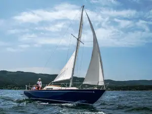 SailWithMe.bg - Разходки с яхта и обучение по ветроходство - Ветроходна База