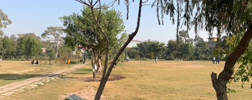Liaquat Bagh Park