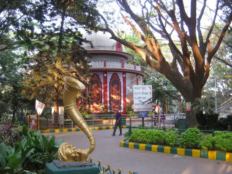 Hotel dekat Bull Temple
