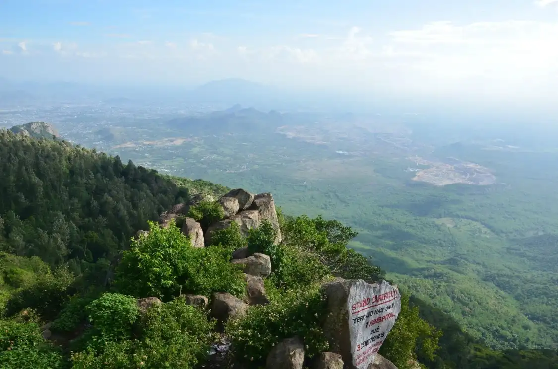 Các khách sạn gần Lady's Seat