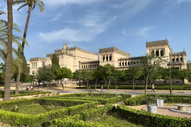 Hotels near Archeological Museum of Seville