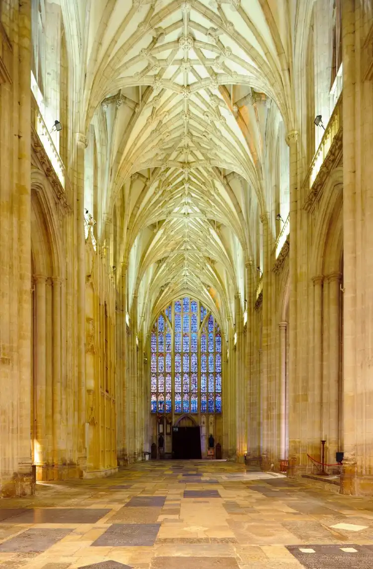 Hotels near Winchester Cathedral