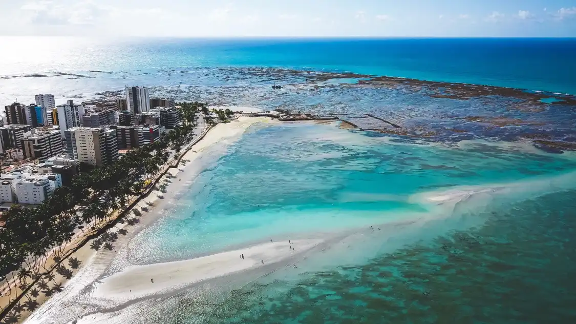 Hotels near Ponta Verde