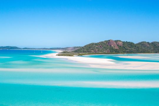 Explore Whitsundays