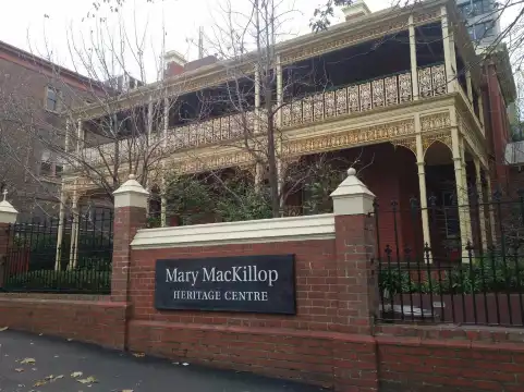 Hotels near Mary MacKillop Heritage Centre
