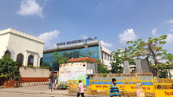 Hazrat Nizamuddin Railway Station