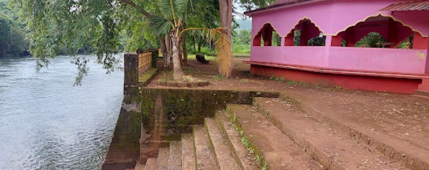 Shri Kshetra Avdhutvan Datta Temple, Aanjnari