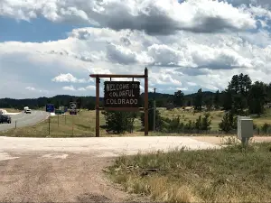Welcome to Colorful Colorado sign