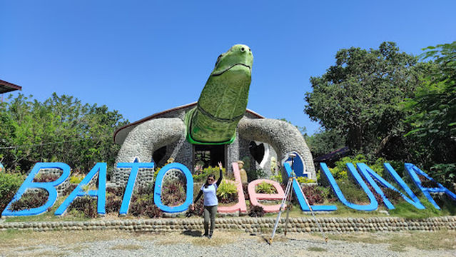 Bato de Luna Art Gallery