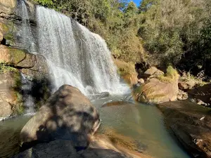 POUSADA & CAMPING PÉ NA TRILHA - Bueno Brandão