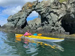 Hole-in-the-Wall Rock Formation