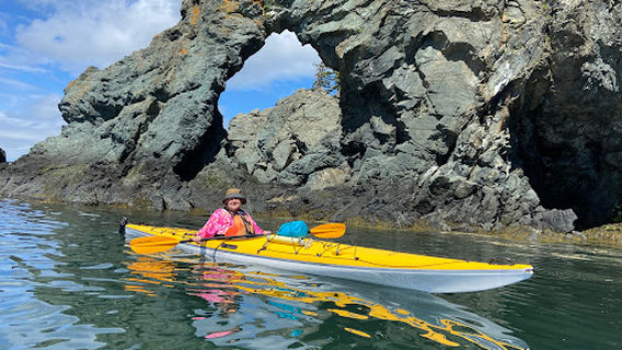 Hole-in-the-Wall Rock Formation