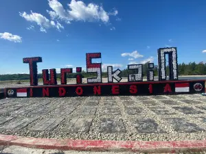 Tugu Ecobrick Turiskain Indonesia