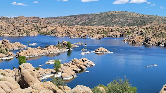 Watson Lake Park