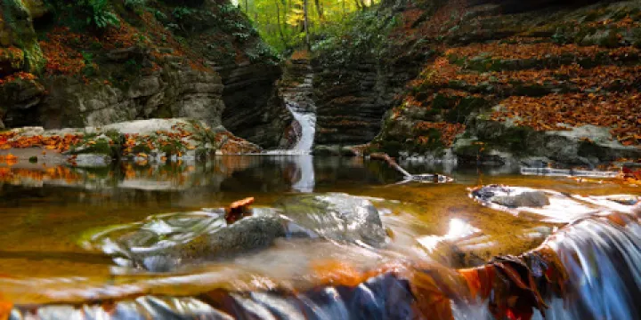 Kumyatak-Kudavas Şelalesi