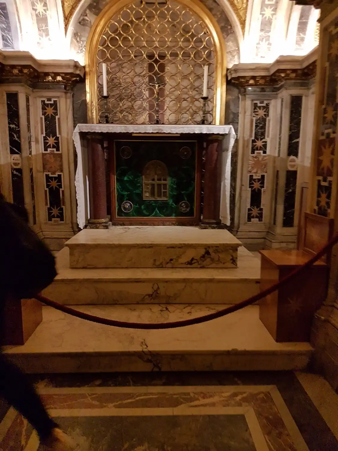 Hotels near Vatican Necropolis