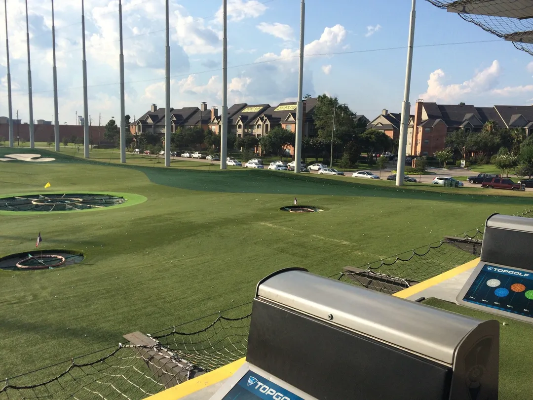 3_Topgolf