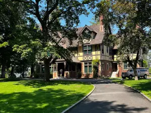 Northwest Museum of Arts & Culture
