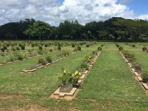 Thanbyuzayat World War II Cemetery(သုသာန်ပၞာန်)