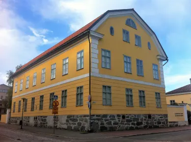 K.H. Renlund Museum (Roos House)