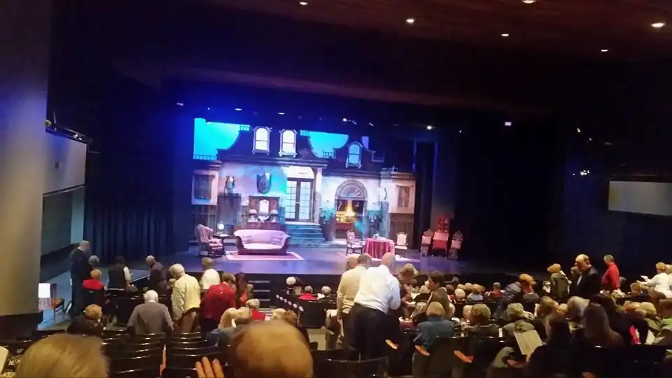 Hotel in zona Greenville Little Theatre