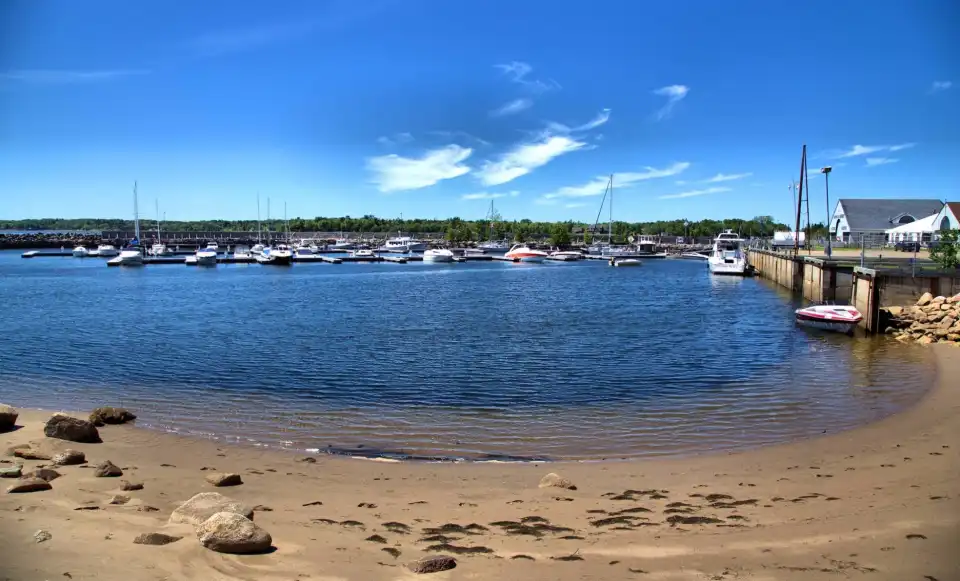 5_Bathurst Marina