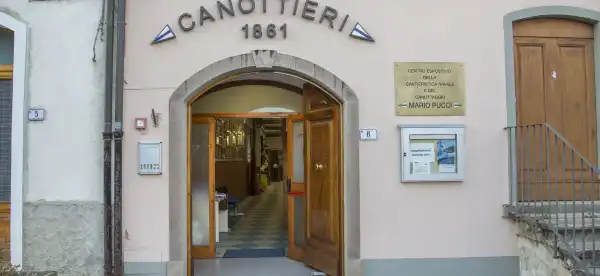 Hotels in Capraia e Limite