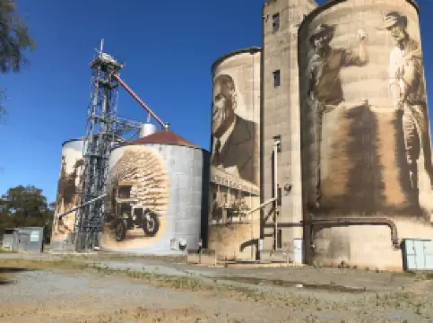St James Art Silo