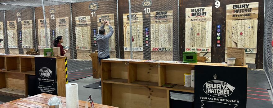 Bury The Hatchet King Of Prussia - Axe Throwing