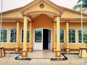 Iglesia De Dios de la Profecia Universal