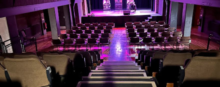 THE BARN THEATRE