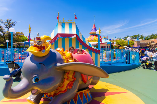 東京ディズニーランド】空飛ぶダンボ | Trip.com 浦安