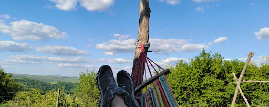 Camping “Pe toloacă”
