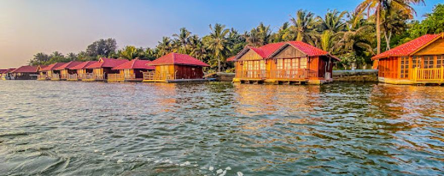 Poovar Beach North