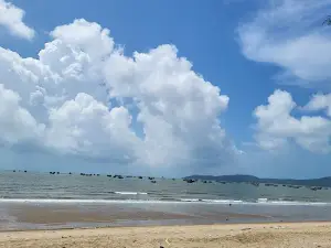 Bãi Đá Đen - Mũi Ngọc - Trà Cổ - Quảng Ninh