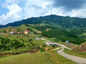 Khu Du Lịch Mẫu Sơn