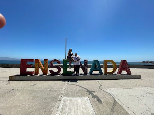 Letras Ensenada - Fernando Consag
