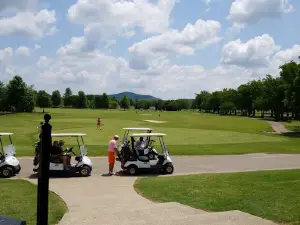 Champions Run Golf Course