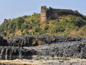 Aamner Fort