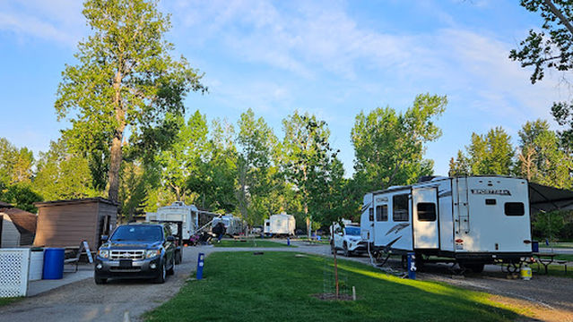 Okotoks Lions Campground