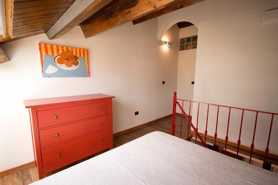 La "casetta rossa del Borgo" -Tropea-