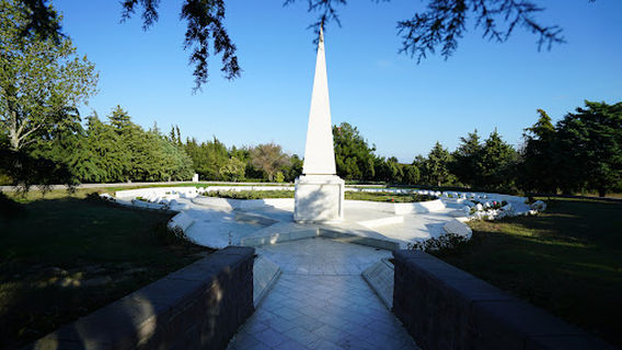 Şahindere Şehitligi