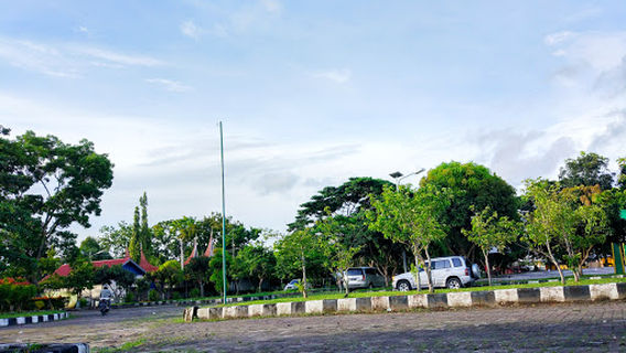 Sports Building Rang Agam