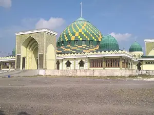 Masjid Raya Ujung Tanjung